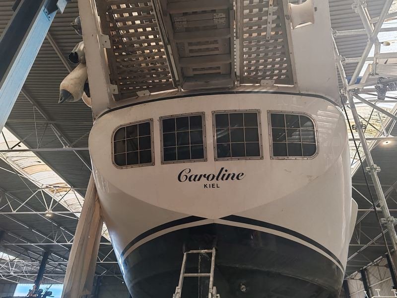 Yacht SY Caroline